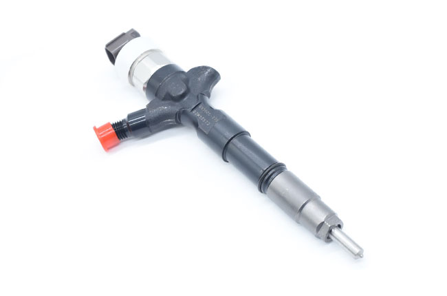 INJECTOR 095000-7761