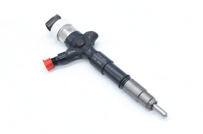 INJECTOR 095000-8290