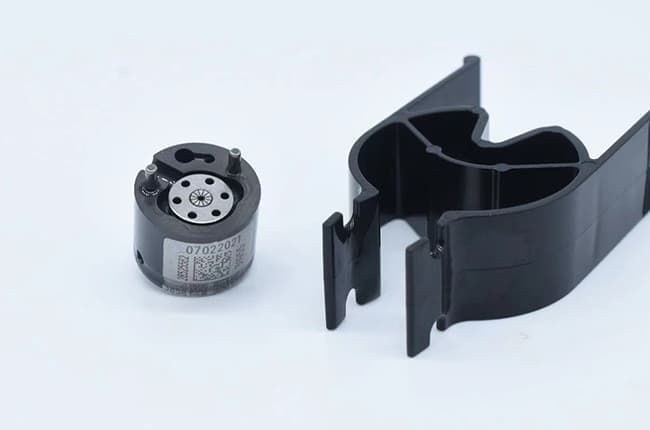 28525582 delphi injector valve
